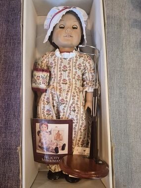 American Girl Pleasant Company mold Felicity with tan body